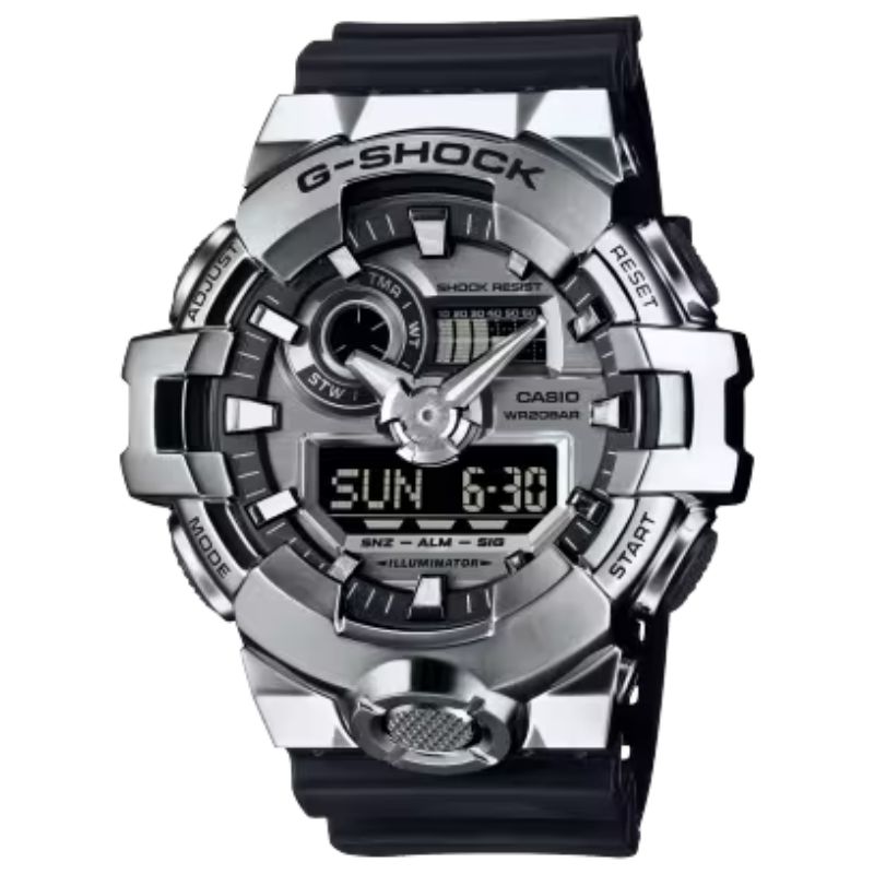 Reloj Casio G-Shock GM-700-1ADR para Hombre con Correa Negra y Bisel Plateado